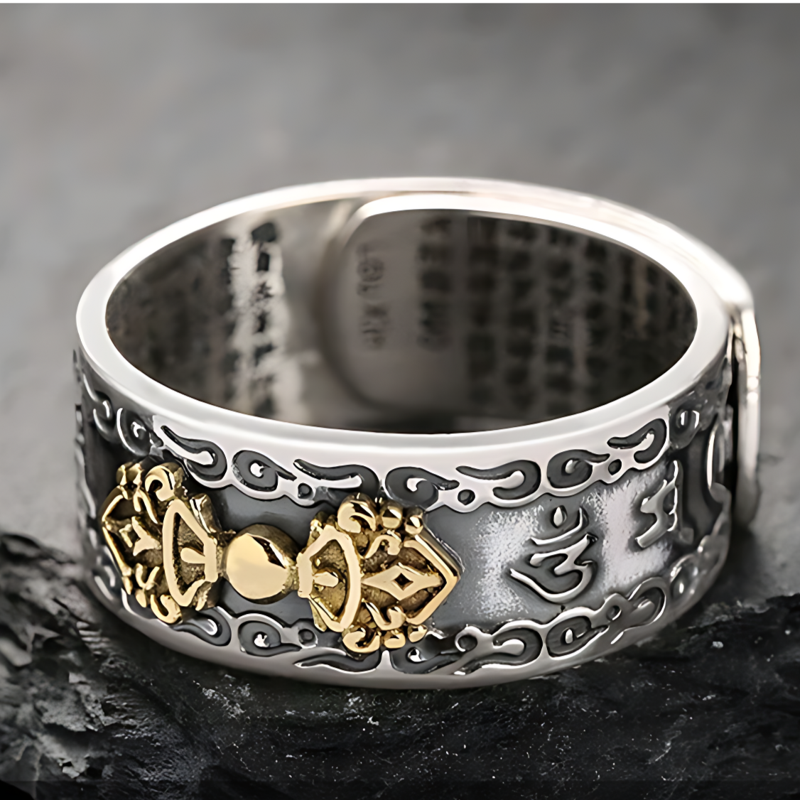 Bague Avec Gravure Intérieur