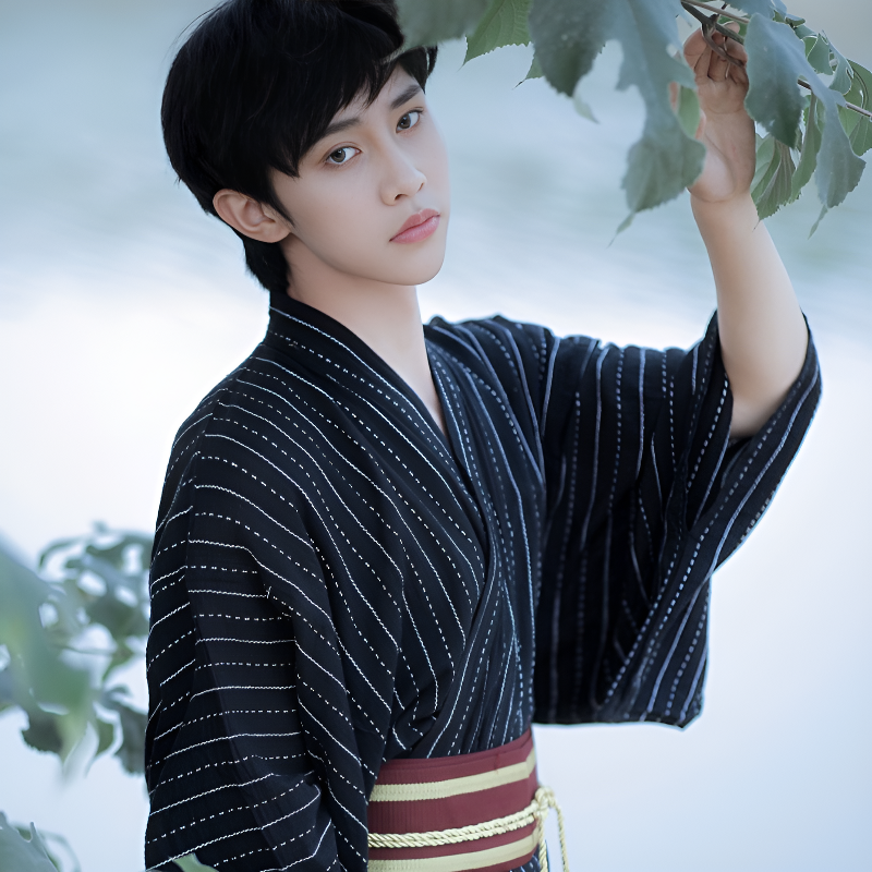 Kimono japonais traditionnel homme