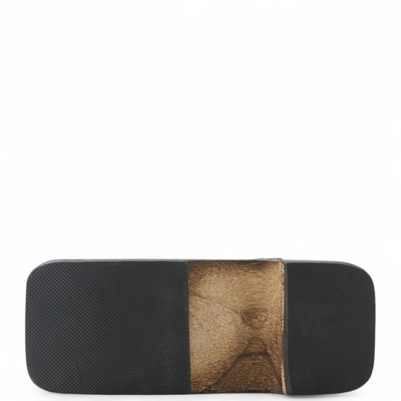 Tong japonaise en bois